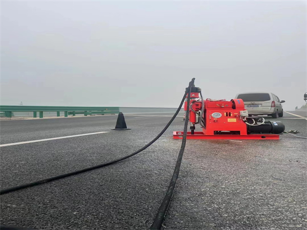 港口马路路基路面开裂下沉注浆加固灌浆